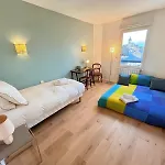 Apartament Calme Avec Balcon Prive & Vue Sur *