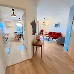 Apartament Calme Avec Balcon Prive & Vue Sur *