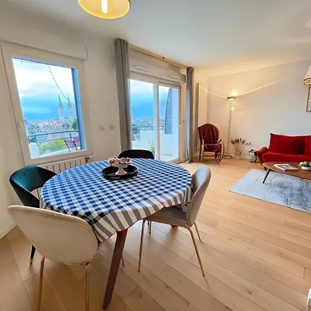 Calme Avec Balcon Prive & Vue Sur Appartement *