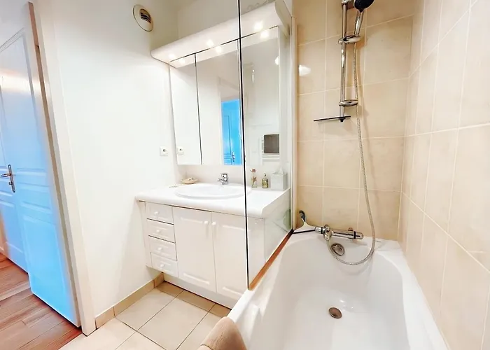 Calme Avec Balcon Prive & Vue Sur Caen