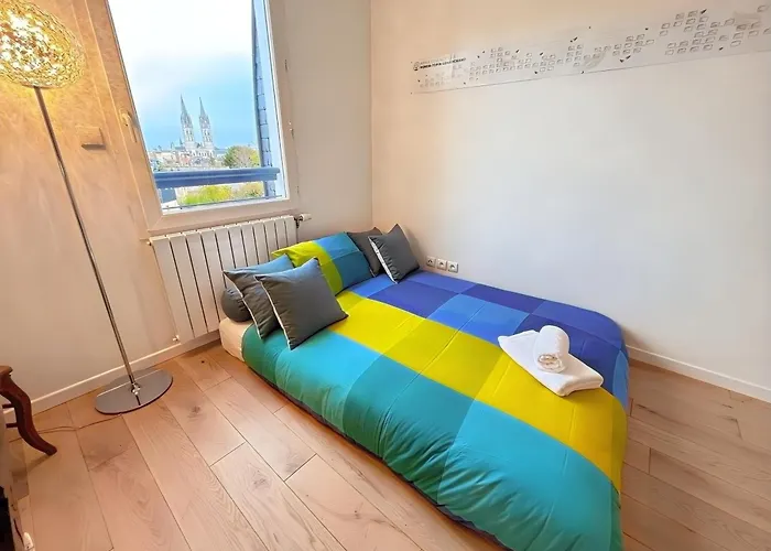 Daire Calme Avec Balcon Prive & Vue Sur *