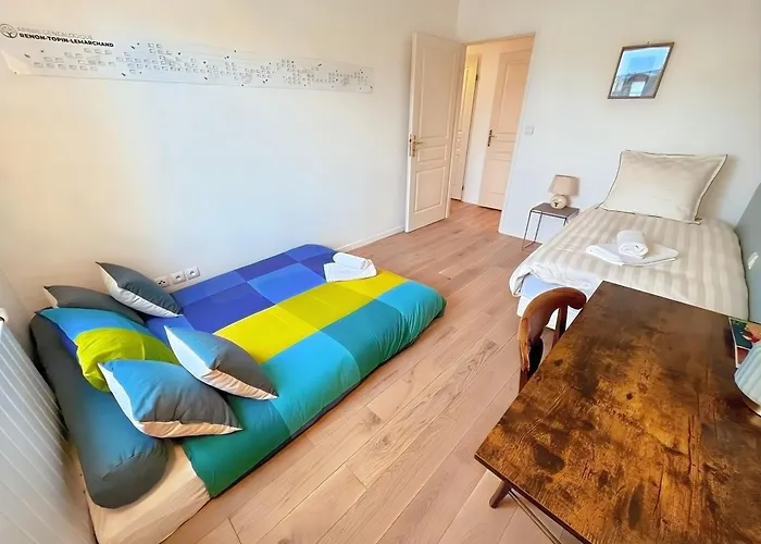 Calme Avec Balcon Prive & Vue Sur Daire Caen